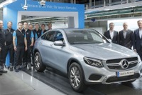 メルセデスの新型SUV、GLCクーペ …独工場で生産開始 画像