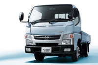 日産 NT450アトラス、アイドリングストップを全車標準装備 画像