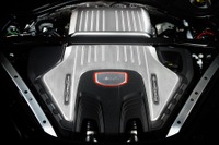 ポルシェ パナメーラ 新型、550馬力のV8ツインターボは気筒休止付き 画像