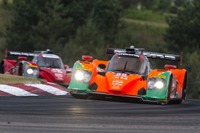 マツダの最新レーサー、栄光のルマンカラーで登場 画像