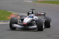 【F1イギリスGPリザルト】引退説ハッキネン、今季初優勝!! 画像
