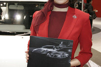 【東京オートサロン07】コンパニオン写真蔵…その113、日産ミスフェアレディ 画像