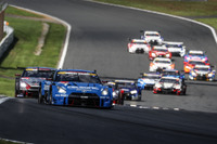 【SUPER GT 第5戦】GT500決勝…安田&オリベイラがポール・トゥ・ウイン、GT-R勢の全勝続く 画像