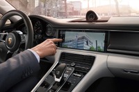 ポルシェ パナメーラ 新型、新インフォテインメント導入 画像