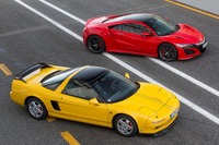 ホンダ NSX 欧州仕様、新旧比較…ひと回り大きな新型 画像