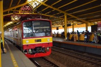 ジャカルタ都心を走る日本の電車…安くて安全、うまく利用できればメリットは大きい 画像