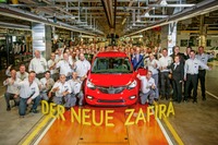 オペル ザフィーラ 改良新型、ドイツ工場で生産開始 画像