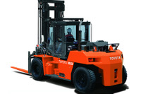 トヨタL&F、10~23トン積ディーゼルフォークリフトを発売…最新排出ガス規制適合 画像