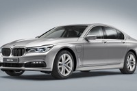 BMWのPHV、年内生産分はすべて完売 画像