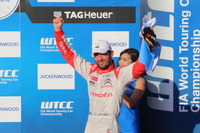 【WTCC 日本ラウンド】ロペスが暫定ながら3年連続チャンピオン「チームのみんなのおかげ」 画像