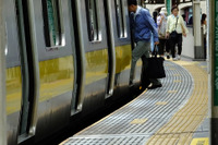 視覚障害者にも「危険と感じる駅」…JR飯田橋駅は移設・改良工事がすすむ 画像