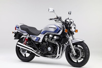 ホンダ、CB750 のデイトナレーサーレプリカを発売 画像