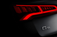 【パリモーターショー16】アウディ Q5 新型、テールライトが見えた 画像