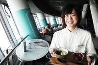 東京スカイツリー地上340mで、佐藤麻里子と“眺食”で「ほわっ」体験 画像