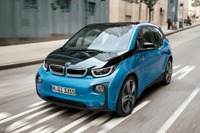 【BMW i3 改良新型】新開発の大容量LiB搭載で航続距離向上…実質462万5000円より 画像
