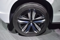 【パリモーターショー16】三菱 GT-PHEV、ファルケンのコンセプトタイヤ装着 画像