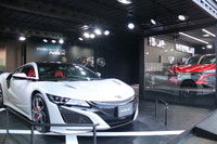 【F1 日本GP】NSX 新型がGPスクエアに登場、VR体験コーナーも設置 画像