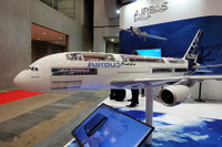 【国際航空宇宙展16】A380&A350XWB の豪華客室を“巨人視線”で見た 画像