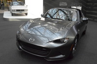 マツダが「Tokyo Midtown DESIGN TOUCH 2016」に展示中…日本未発売の MX-5 RF も 画像