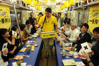 アグレッシブ! 京急のビアホール電車、揺れとトイレのタイミングが… 画像