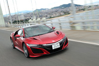 【ホンダ NSX 試乗】この高価なクルマを、どうしたらここまで残念な感じにできるのか…岩貞るみこ 画像
