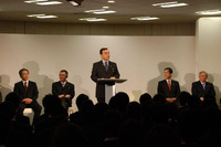 ゴーン社長、昨年同様に3つの言葉…日産入社式 画像