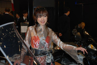 【東京モーターサイクルショー07】コンパニオン写真蔵…その3 画像