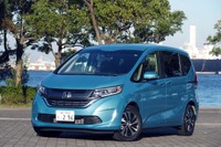 【ホンダ フリード 試乗】「使ってわかりやすいクルマ」を見事に実現している…会田肇 画像