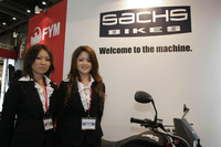 【東京モーターサイクルショー07】コンパニオン写真蔵…その9 画像