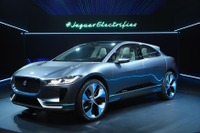 【ロサンゼルスモーターショー16】ジャガーのEV、I-PACE …スーパーカーフォルムのSUV 画像