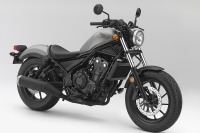 ホンダ、米国で新型クルーザー「レブル」2機種を発表 画像