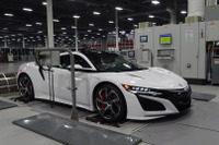 ホンダ NSX 、職人技と先進技術融合の専門工場を見た［写真蔵］ 画像