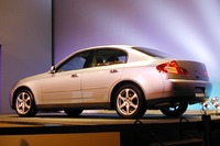 【新聞ウォッチ】日産『スカイライン』、三菱『エアトレック』はどこへ消えた? 画像