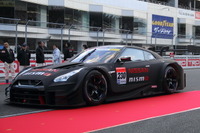 【ニスモフェスティバル16】GT500の2017年型 GT-R もサプライズで登場、ファンに来季タイトル奪還を誓う 画像