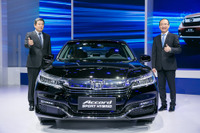 【広州モーターショー16】ホンダ アコード に「スポーツハイブリッド」…中国発売 画像