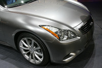 【ニューヨークモーターショー07】G37/スカイライン クーペに誘惑される 画像