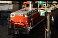 東武SL列車プロジェクト、譲渡車両の最終便 DE10 1099 が引き渡し回送 画像