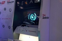 【CES 2017】3Dディスプレイや音声認識---ホンダと米新興企業、新技術を発表 画像