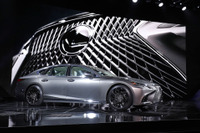 【デトロイトモーターショー2017】レクサス LS 新型、初公開…クーペシルエットで登場 画像