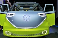 【デトロイトモーターショー2017】VWのEVコンセプト、I.D.…今度はマイクロバス 画像