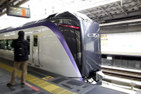 試運転続けるE353系、営業運転間近の500系…新宿駅11番のりばで妄想 画像