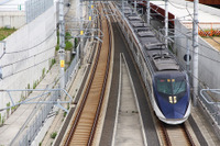 西武鉄道、池袋駅で京成スカイライナー割引切符を販売…訪日客限定 画像
