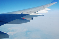 【新聞ウォッチ】海外航空券の燃料サーチャージ、円安と燃料高で10か月ぶりに復活 画像