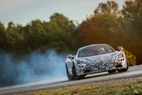 【ジュネーブモーターショー2017】マクラーレンが出展予定の新型スーパーカー、可変ドリフト制御採用 画像
