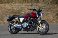 【ホンダ CB1100 新型】フランジレスフューエルタンクで彫りの深い立体感を実現 画像