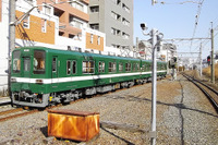 昭和の試験色&標準色が彩る東武亀戸線 画像