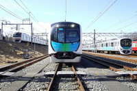 東京メトロ豊洲駅 地下2階フロアに S-TRAIN 指定券券売機 画像