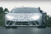 ランボルギーニ ウラカン、高性能版が間もなく発表予定…ニュルのラップタイムも公表へ 画像
