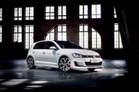 VWジャパン、ゴルフGTI用エアロキット発売…車検対応カスタマイズパーツ第2弾 画像