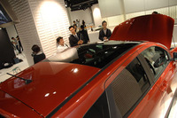 【日産 デュアリス 発表】スタイリッシュガラスルーフ 画像